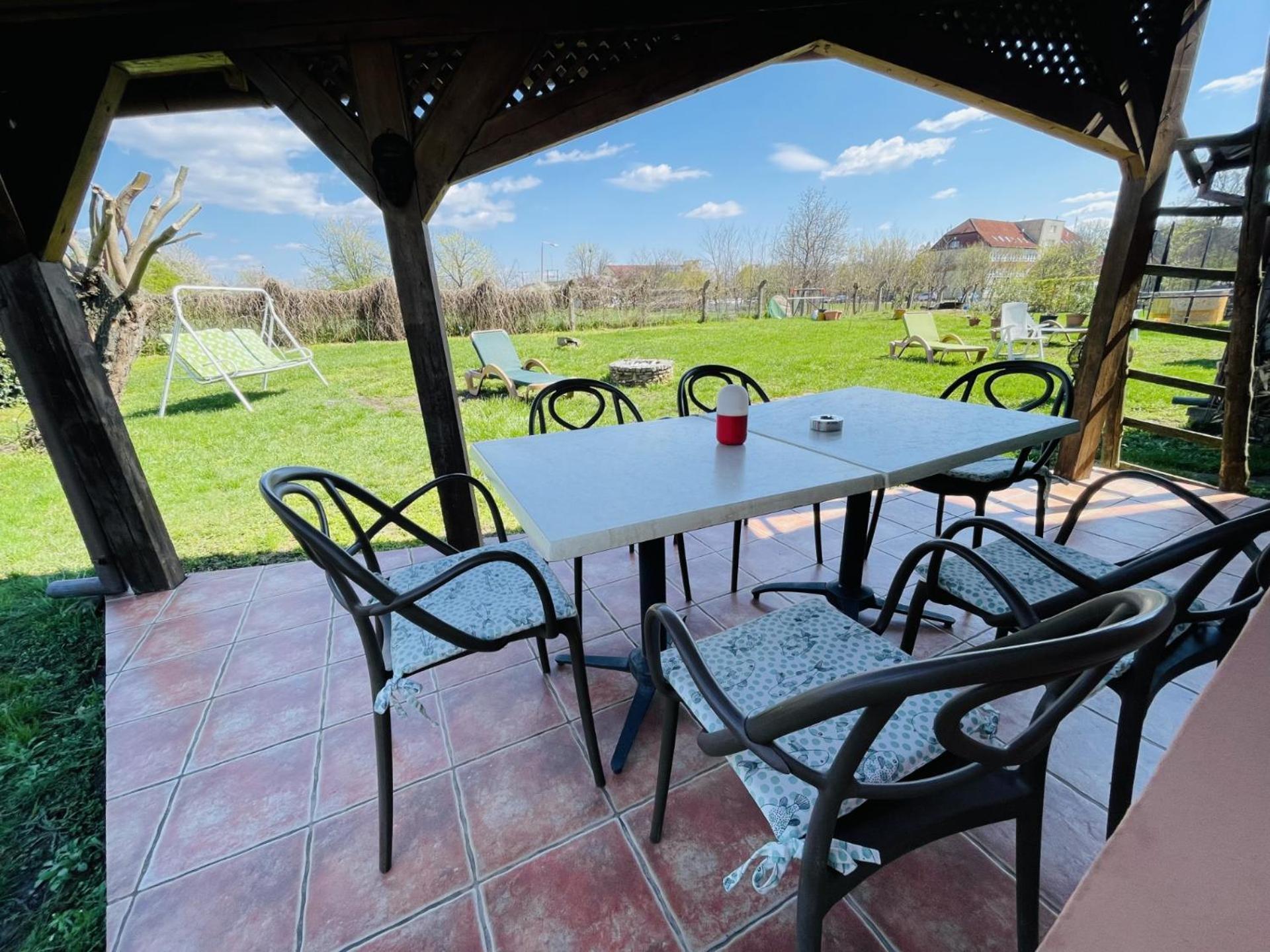 Greenpark Garden Villa Family Apartments Near Tokaj Серенч Екстериор снимка
